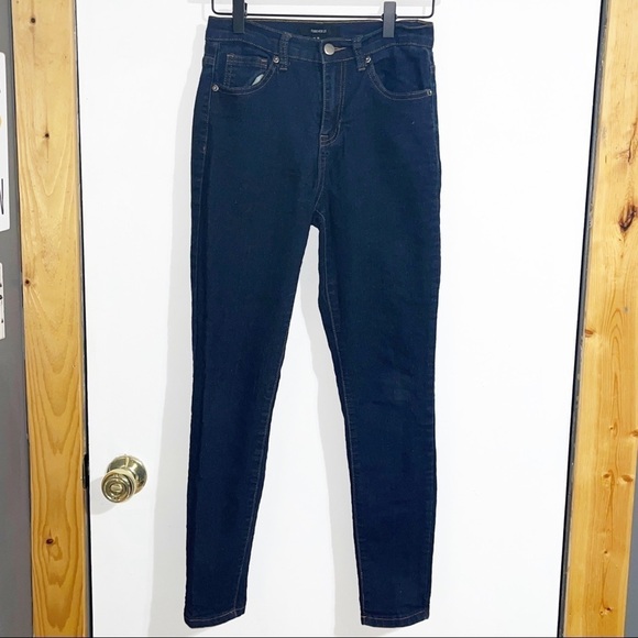 Forever 21 Dark Wash Skinny Jeans - Picture 1 of 3